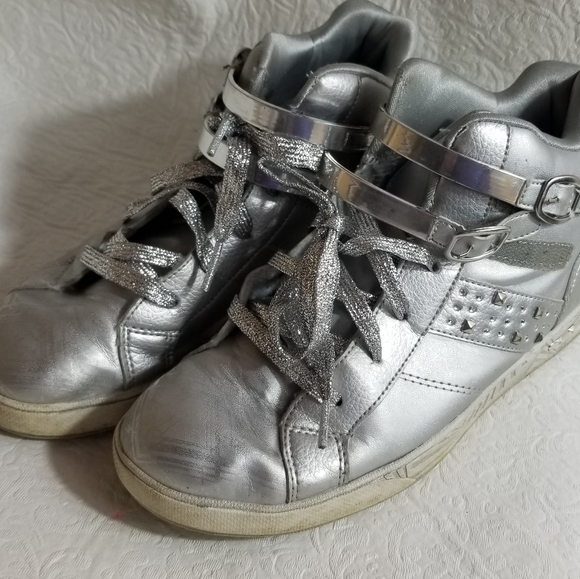 Girls Silver Skechers high tops, size 4 - Picture 8 of 10